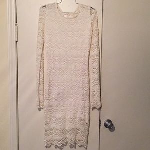 Open back Lace midi dress